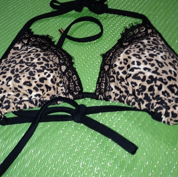 Swim suit top size M - Picture 2 of 4
